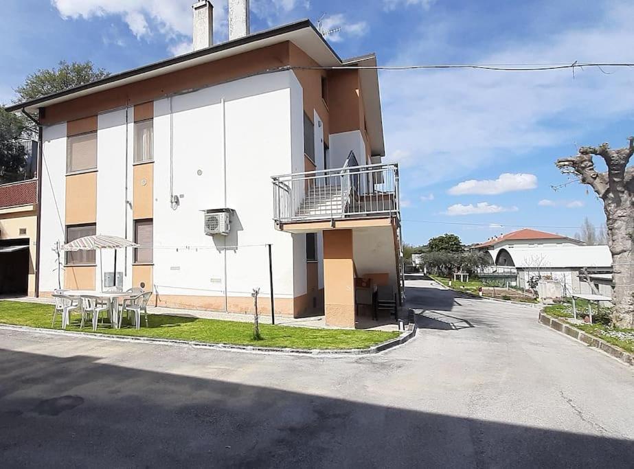 La Casa Di Heidi Lägenhet Serra deʼ Conti Exteriör bild