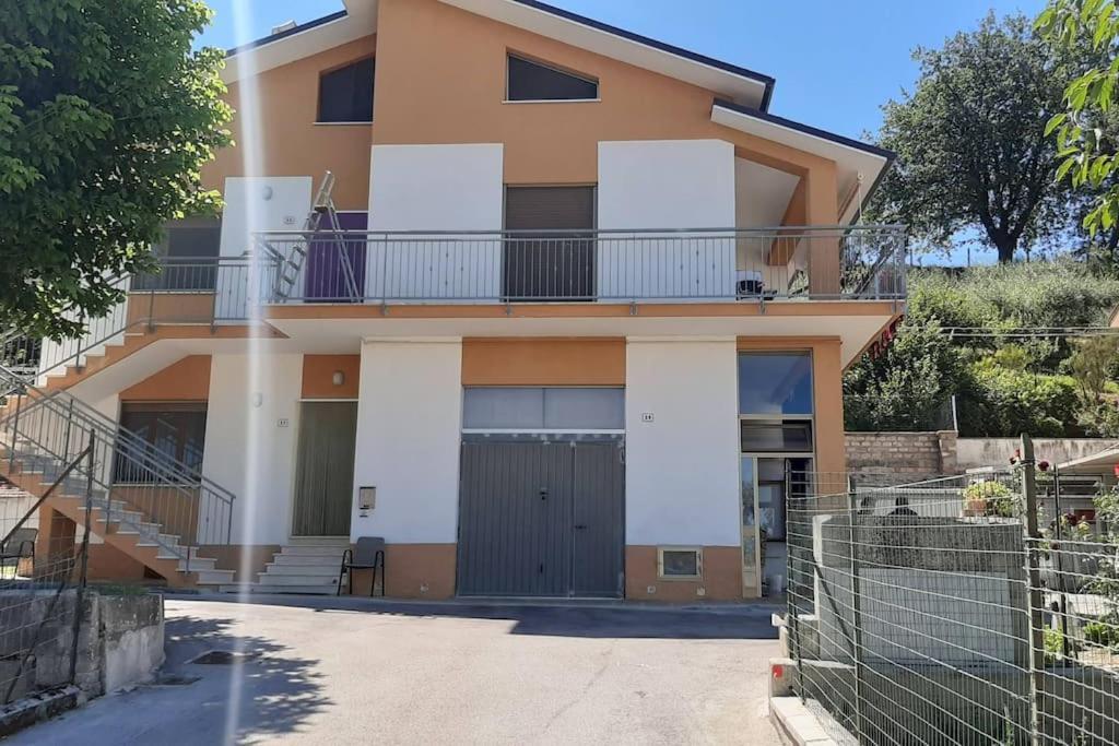 La Casa Di Heidi Lägenhet Serra deʼ Conti Exteriör bild