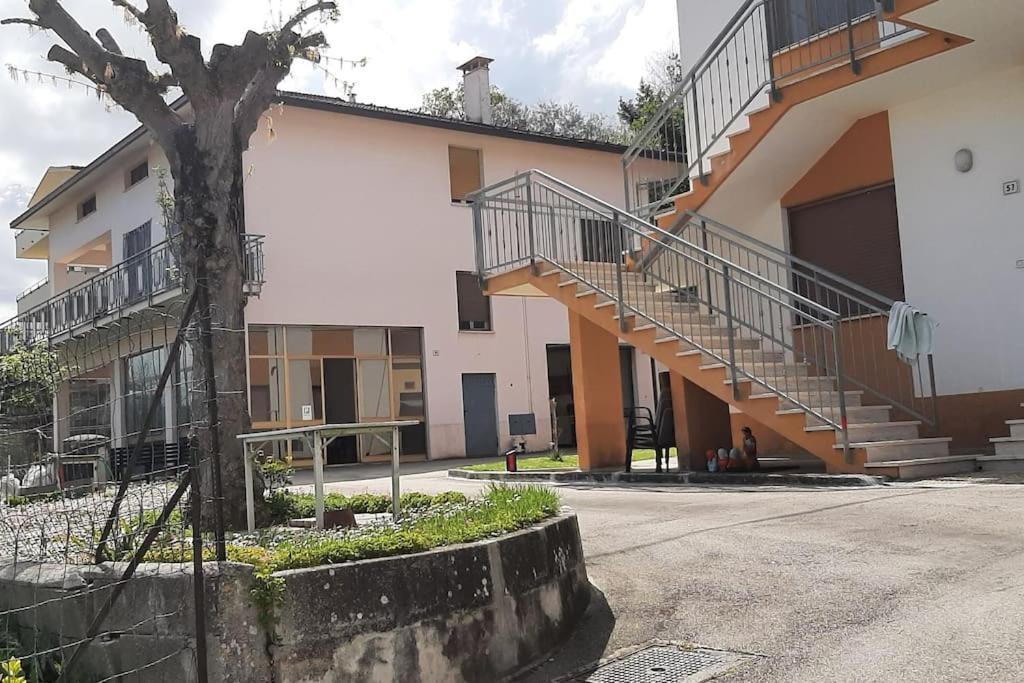 La Casa Di Heidi Lägenhet Serra deʼ Conti Exteriör bild